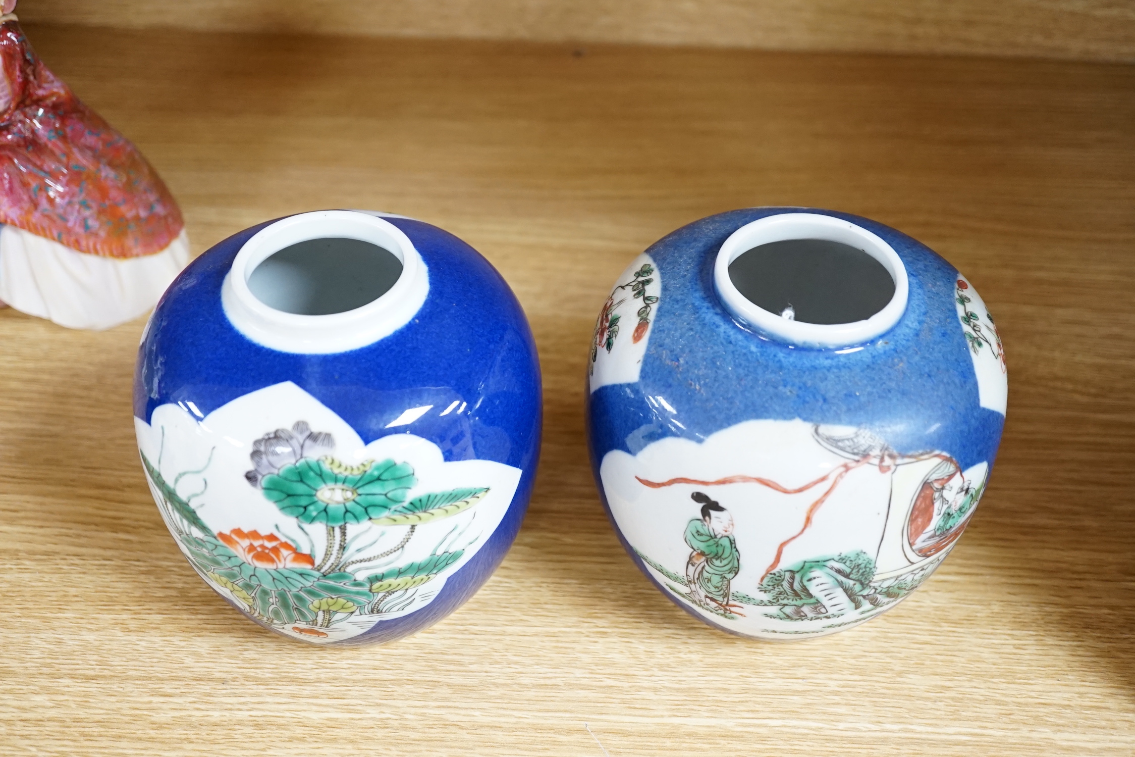 Two Chinese famille verte powder blue jars, early 20th century, 13cm high